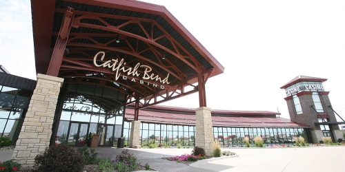 PZAZZ! Resort Hotel and Catfish Bend Casino golf packages