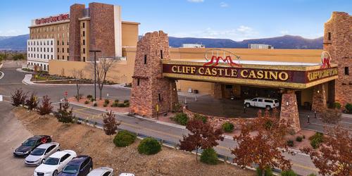 Cliff Castle Casino golf packages